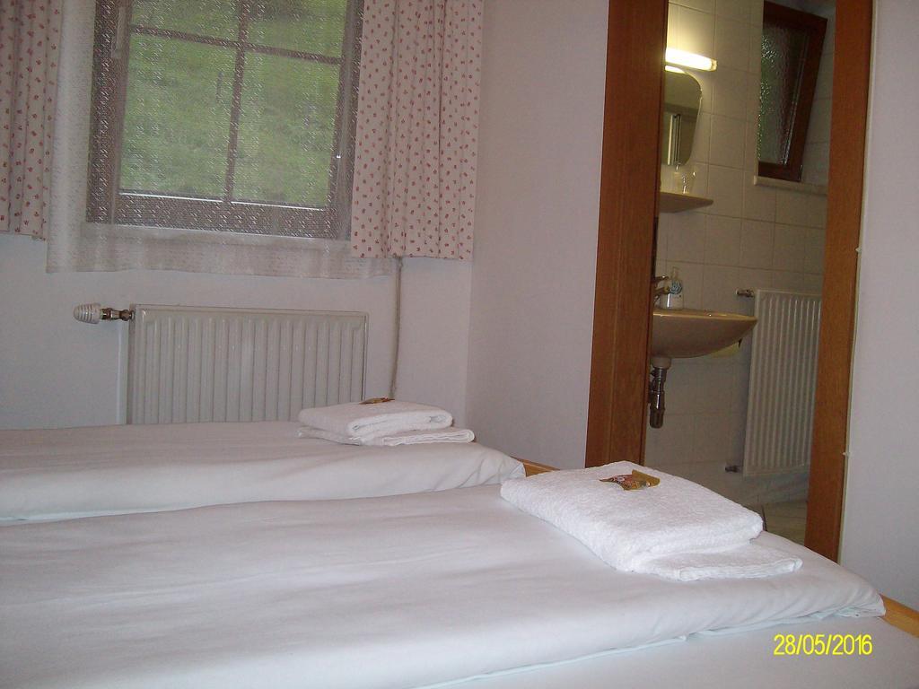 Gasthaus Zur Melzen Hotel Versbichl Esterno foto
